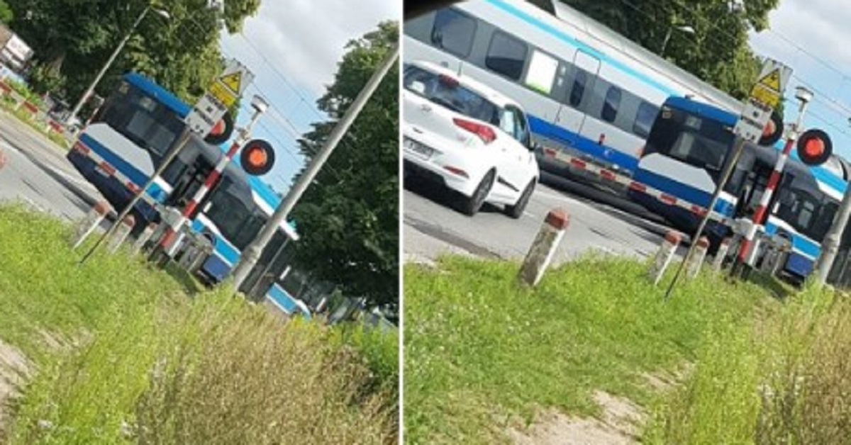 Autobus wjechał na przejazd kolejowy Wtedy kierowca zauważył